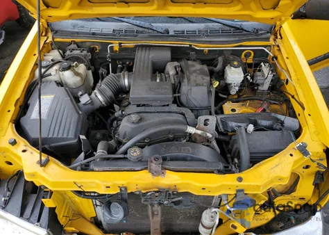 2004 Chevrolet Colorado from USA, damaged, VIN 1GCDT146648185451